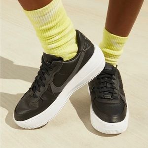 Nike Air Force 1 Sage Low  Womens Platform Black/ White Size 8 🖤🤍